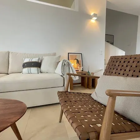 Villamar - Private With Pool In Naoussa *